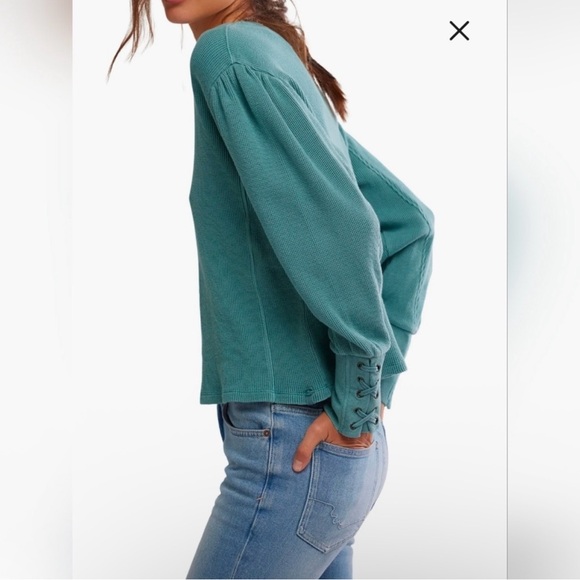 Free People Lapis Cuff Waffle Knit Top In Cypress- Large - Picture 2 of 5